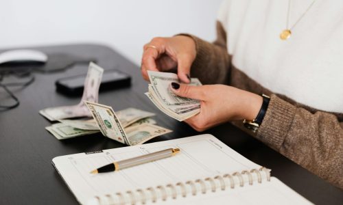 Ansiedade Financeira: O Que é, Como Identificar e Superar Esse Problema